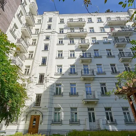 Ivory Deluxe Center Hoza Apartmán Varšava