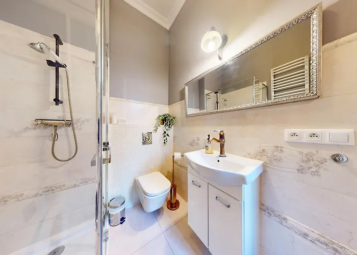 Ivory Deluxe Center Hoza Varšava