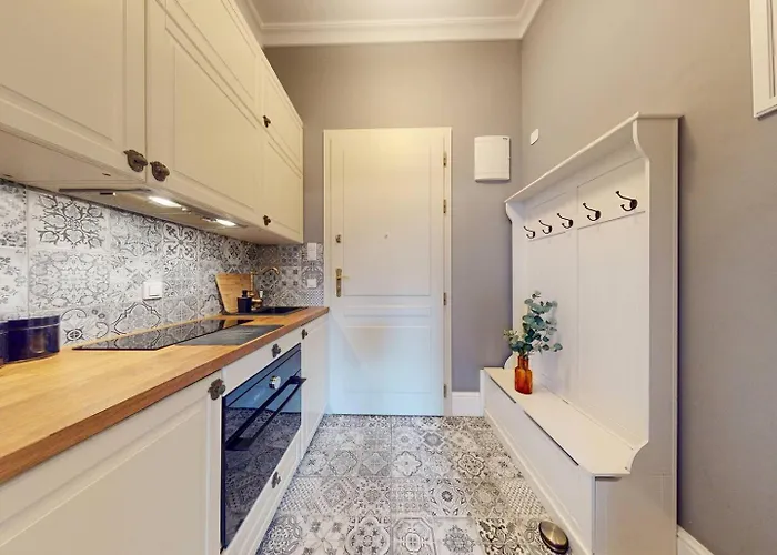 Ivory Deluxe Center Hoza * Varšava