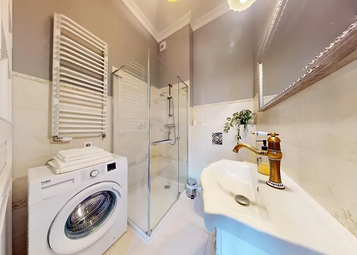 Ivory Deluxe Center Hoza Apartmán